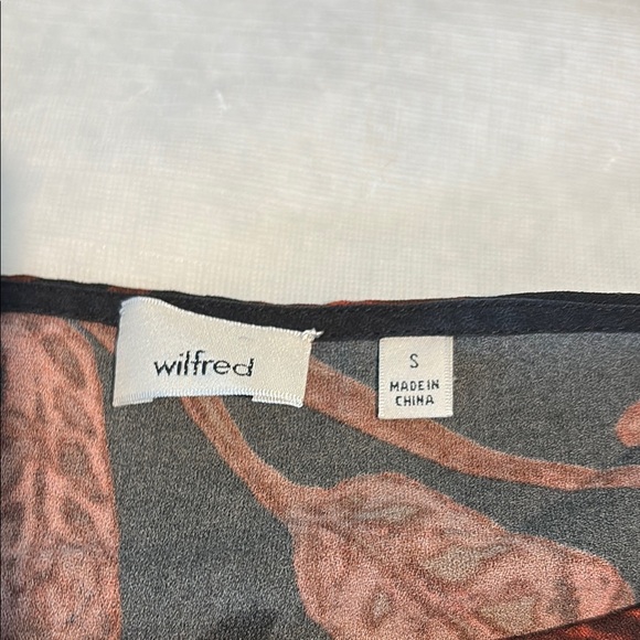 Wilfred pozzi Tie up Sleeve Blouse - Picture 5 of 9